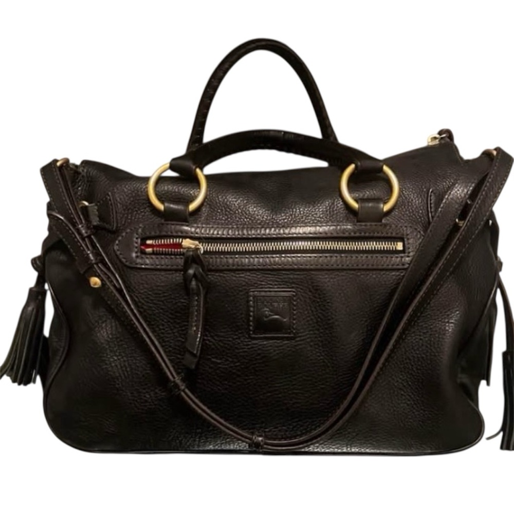 Beautiful Dooney & Bourke with Double Pockets.
Comes with crossbody strap. - Picture 8 of 9